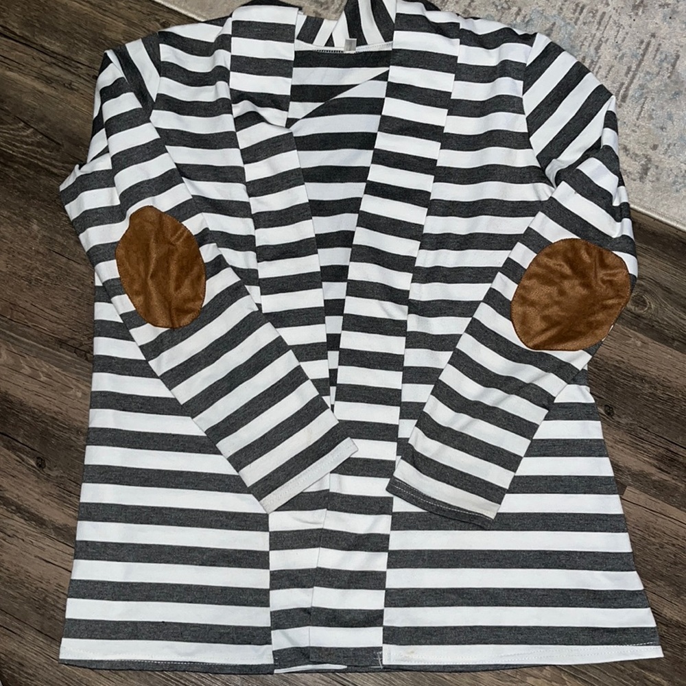 Light tshirt material cardigan